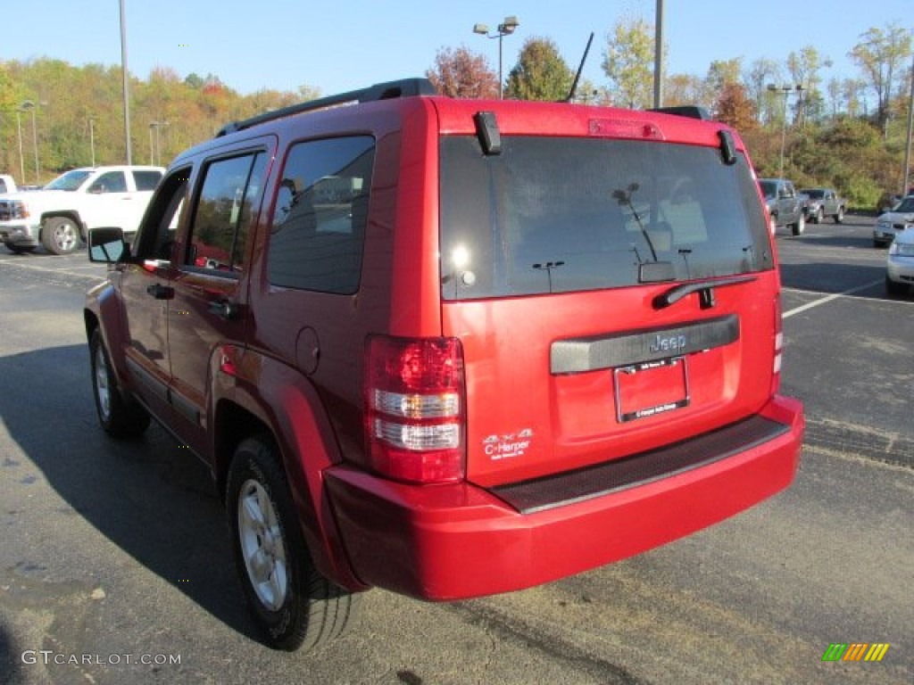 2010 Liberty Sport 4x4 - Inferno Red Crystal Pearl / Dark Slate Gray photo #6