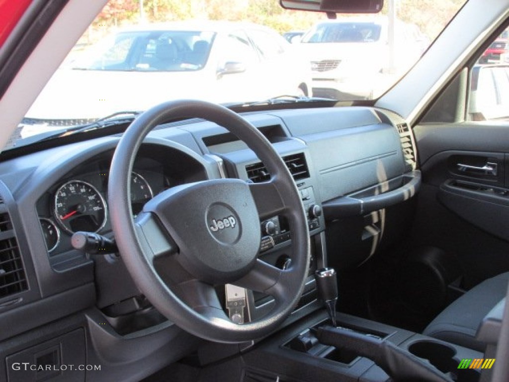 2010 Liberty Sport 4x4 - Inferno Red Crystal Pearl / Dark Slate Gray photo #11