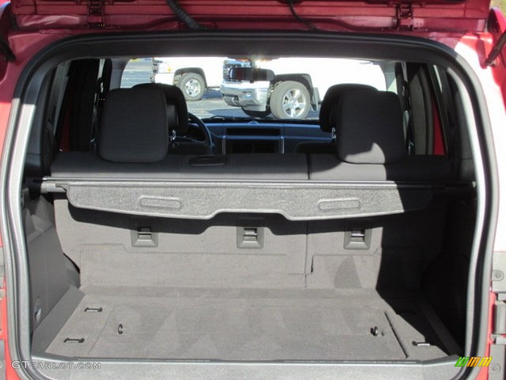 2010 Liberty Sport 4x4 - Inferno Red Crystal Pearl / Dark Slate Gray photo #22