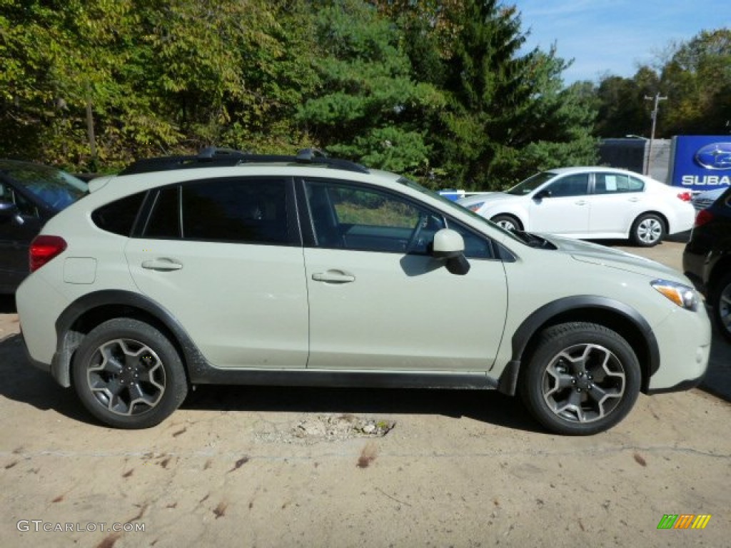 Desert Khaki 2014 Subaru XV Crosstrek 2.0i Premium Exterior Photo #87358595