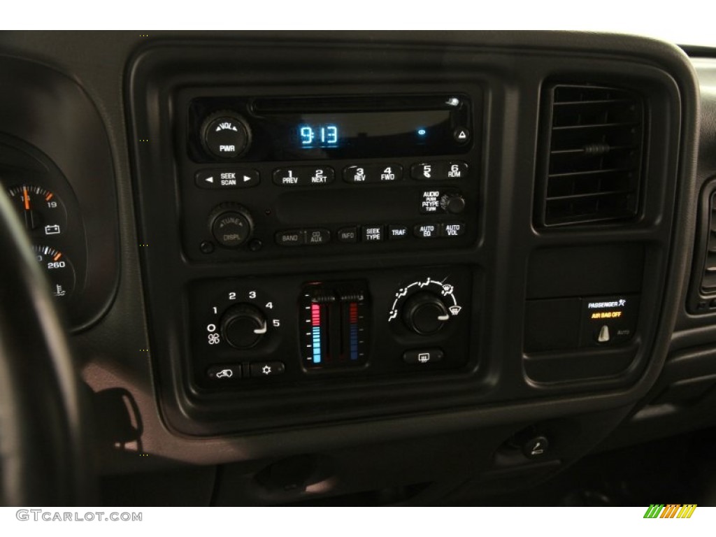 2004 Silverado 1500 LS Extended Cab - Dark Green Metallic / Dark Charcoal photo #8