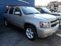 2007 Silver Birch Metallic Chevrolet Avalanche LTZ 4WD  photo #3