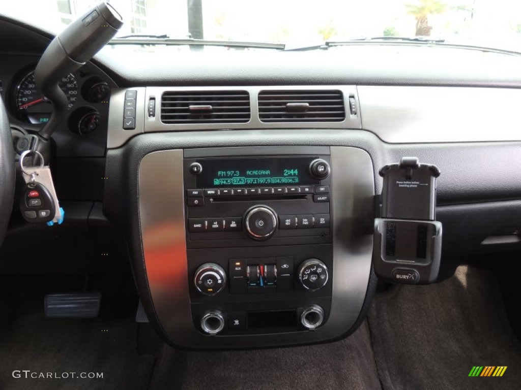 2007 Tahoe LS - Summit White / Ebony photo #18