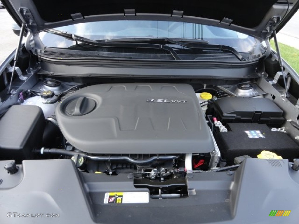 2014 Jeep Cherokee Trailhawk 4x4 Engine Photos