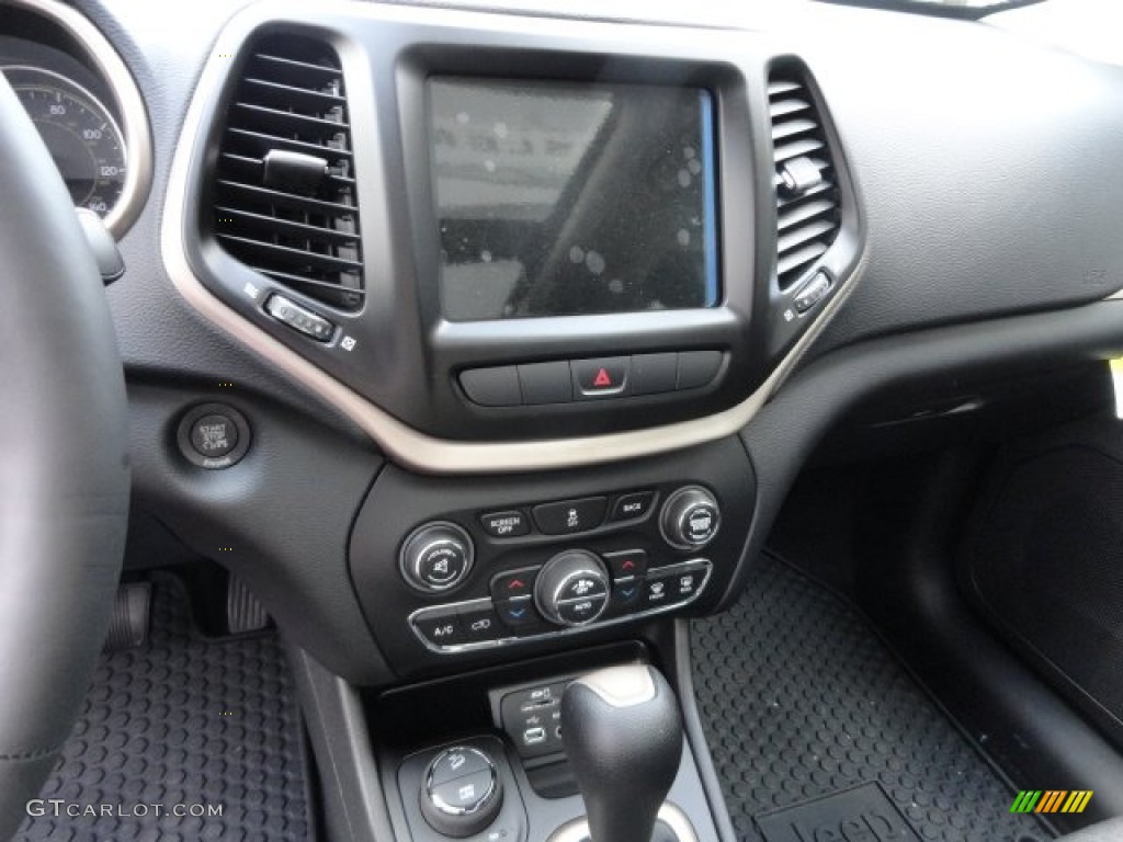 2014 Jeep Cherokee Latitude 4x4 Controls Photo #87364729