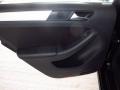 Black - Jetta SE Sedan Photo No. 11
