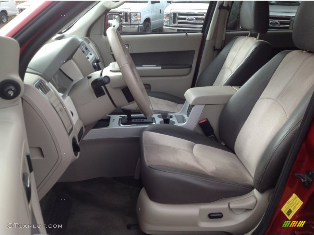 2010 Mariner V6 Premier 4WD - Sangria Red Metallic / Black photo #20