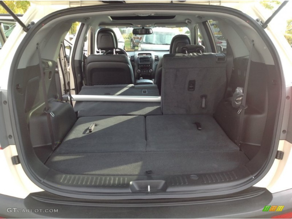 2011 Sorento EX V6 AWD - White Sand Beige / Black photo #25