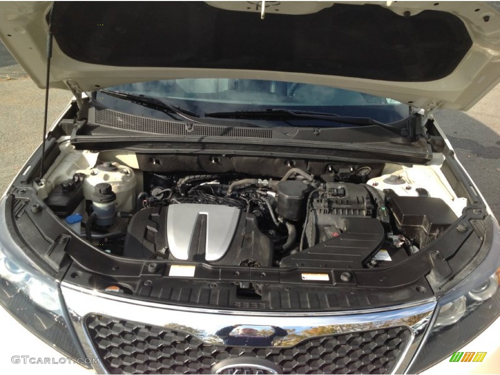 2011 Sorento EX V6 AWD - White Sand Beige / Black photo #27
