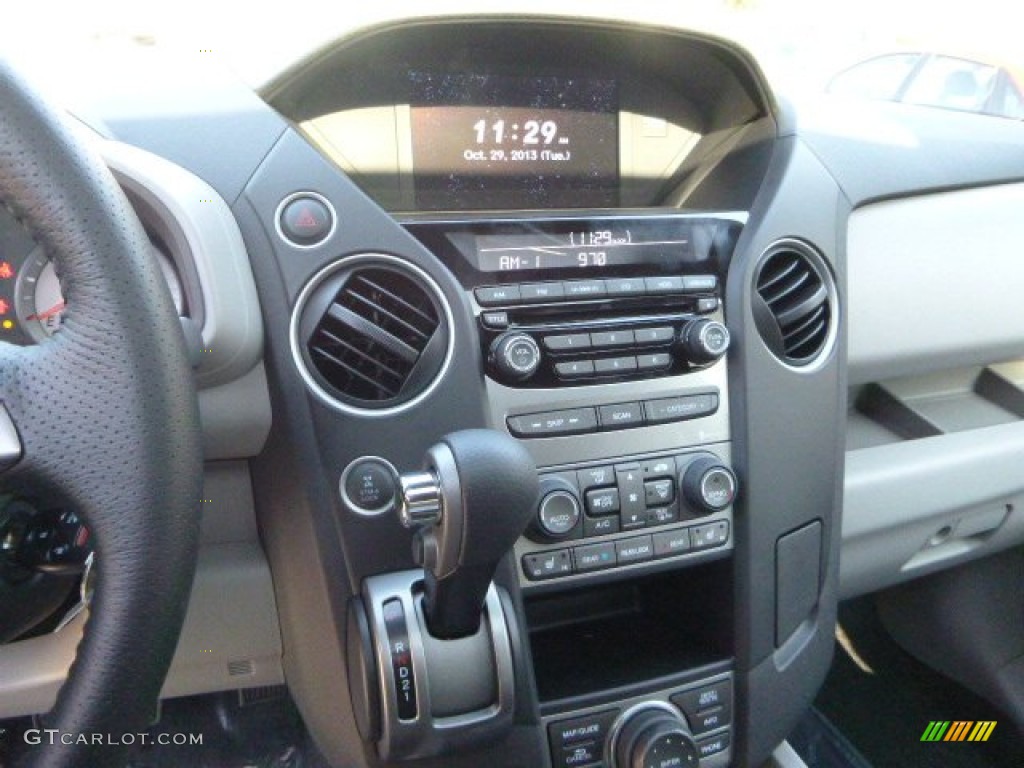 2014 Honda Pilot EX-L 4WD Controls Photo #87369358