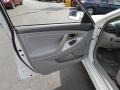 Super White - Camry SE V6 Photo No. 10