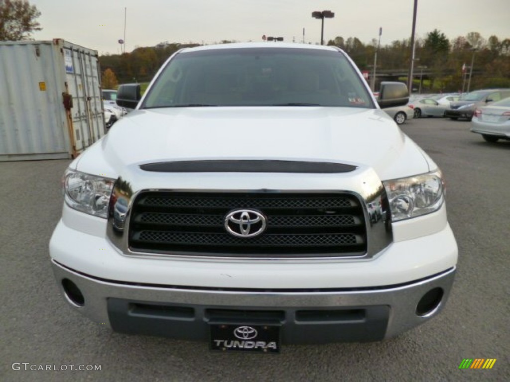 2007 Tundra SR5 CrewMax 4x4 - Super White / Beige photo #2