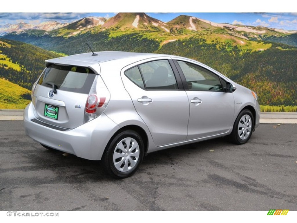 2012 Prius c Hybrid Two - Classic Silver Metallic / Light Blue Gray/Black photo #3