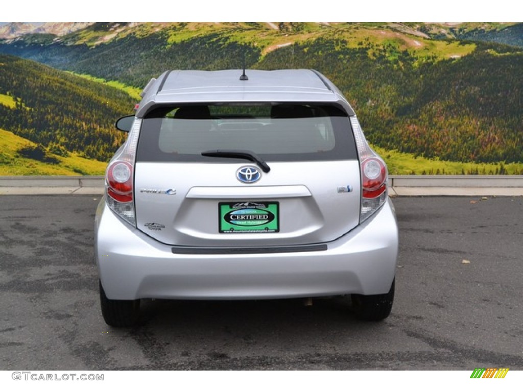 2012 Prius c Hybrid Two - Classic Silver Metallic / Light Blue Gray/Black photo #8