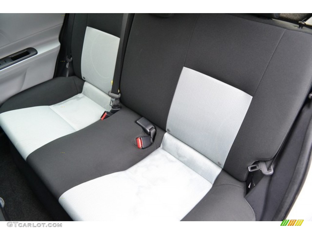2012 Prius c Hybrid Two - Classic Silver Metallic / Light Blue Gray/Black photo #20