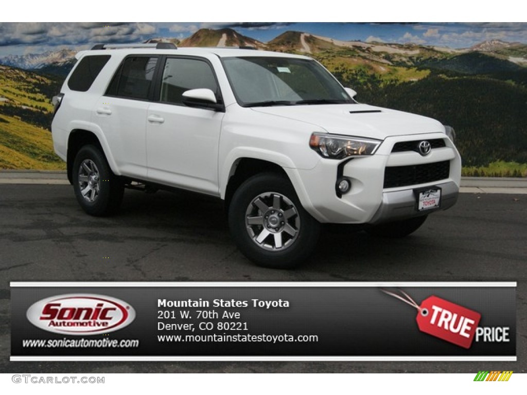 2014 4Runner Trail 4x4 - Super White / Black photo #1