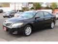 Black - Camry LE Photo No. 3