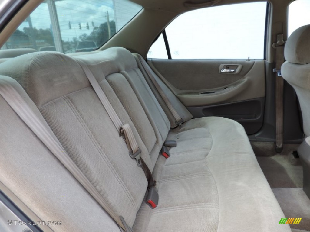 1999 Honda Accord LX Sedan Rear Seat Photo #87377356