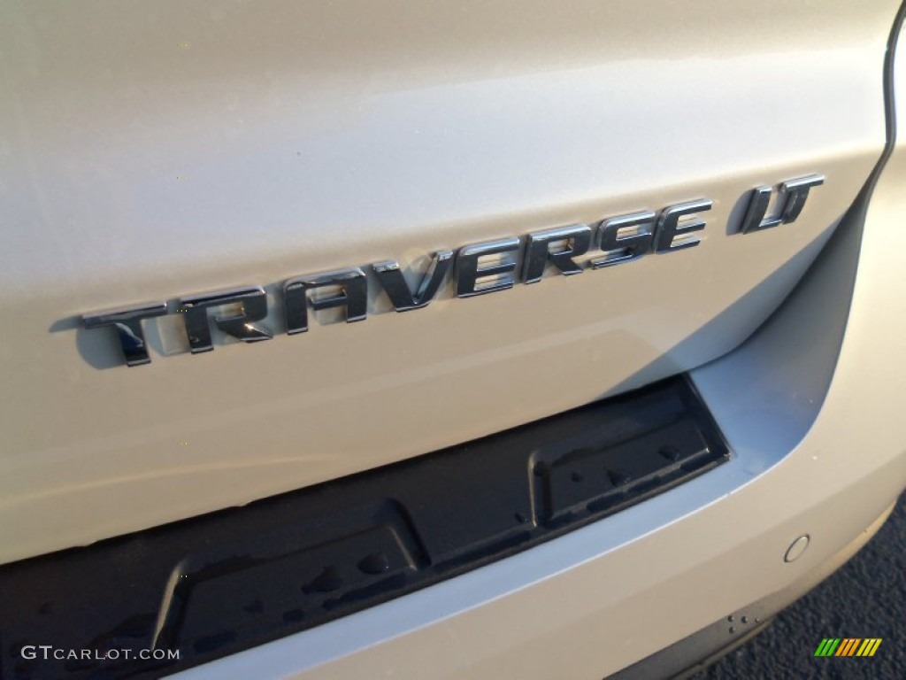 2014 Traverse LT AWD - White Diamond Tricoat / Dark Titanium/Light Titanium photo #8