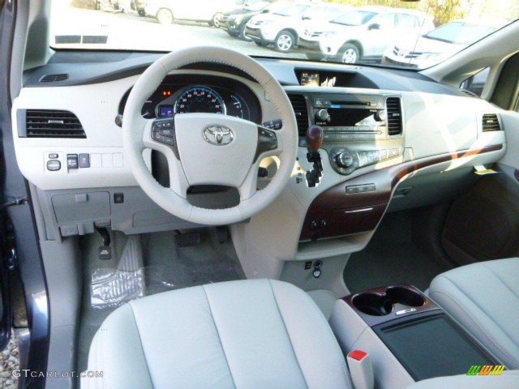 2014 Toyota Sienna XLE Light Gray Dashboard Photo #87378109