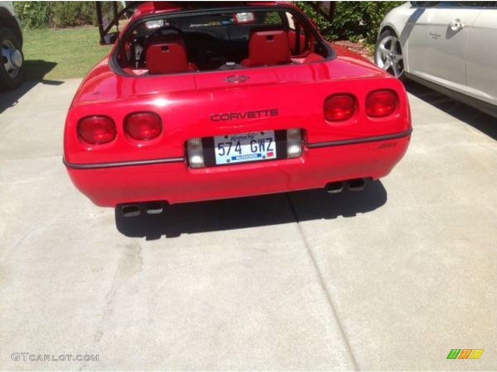 1990 Corvette ZR1 - Bright Red / Black photo #3