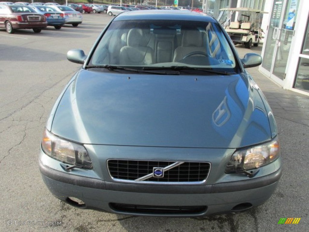 2002 S60 2.4T AWD - Platinum Green Metallic / Taupe/Light Taupe photo #4