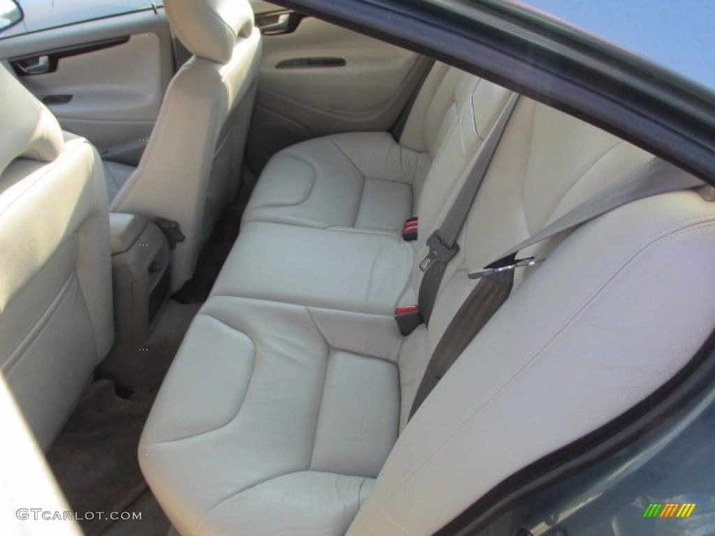 2002 S60 2.4T AWD - Platinum Green Metallic / Taupe/Light Taupe photo #17