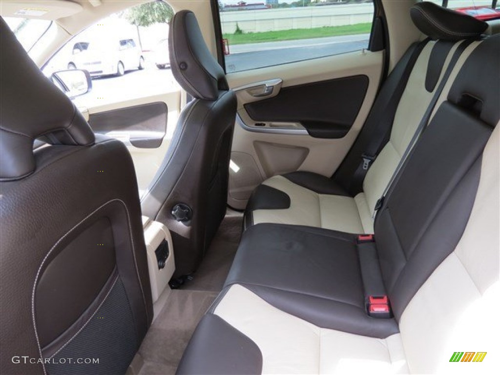 2010 XC60 T6 AWD - Terra Bronze Metallic / Sandstone/Espresso photo #12