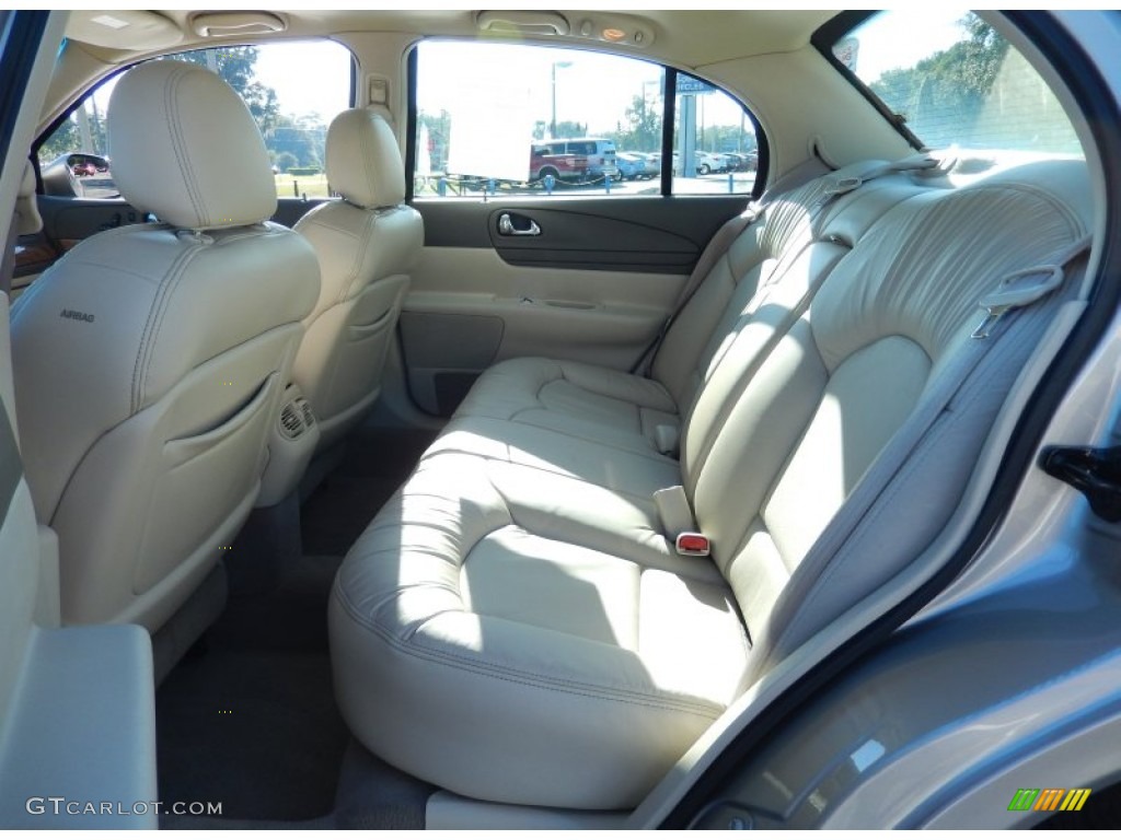 2001 Lincoln Continental Standard Continental Model Rear Seat Photo #87383383