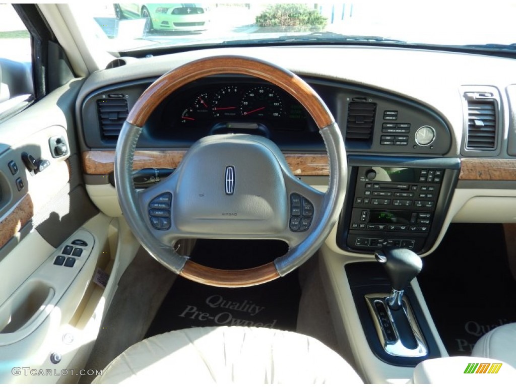2001 Lincoln Continental Standard Continental Model Dashboard Photos