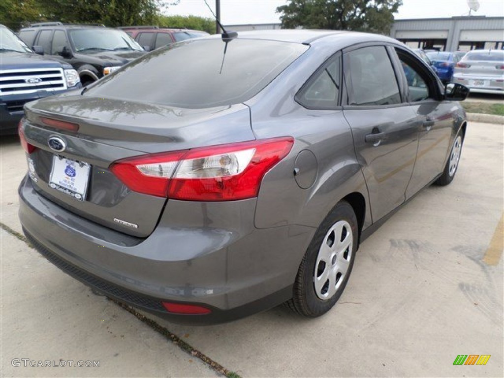 2014 Focus S Sedan - Sterling Gray / Charcoal Black photo #5