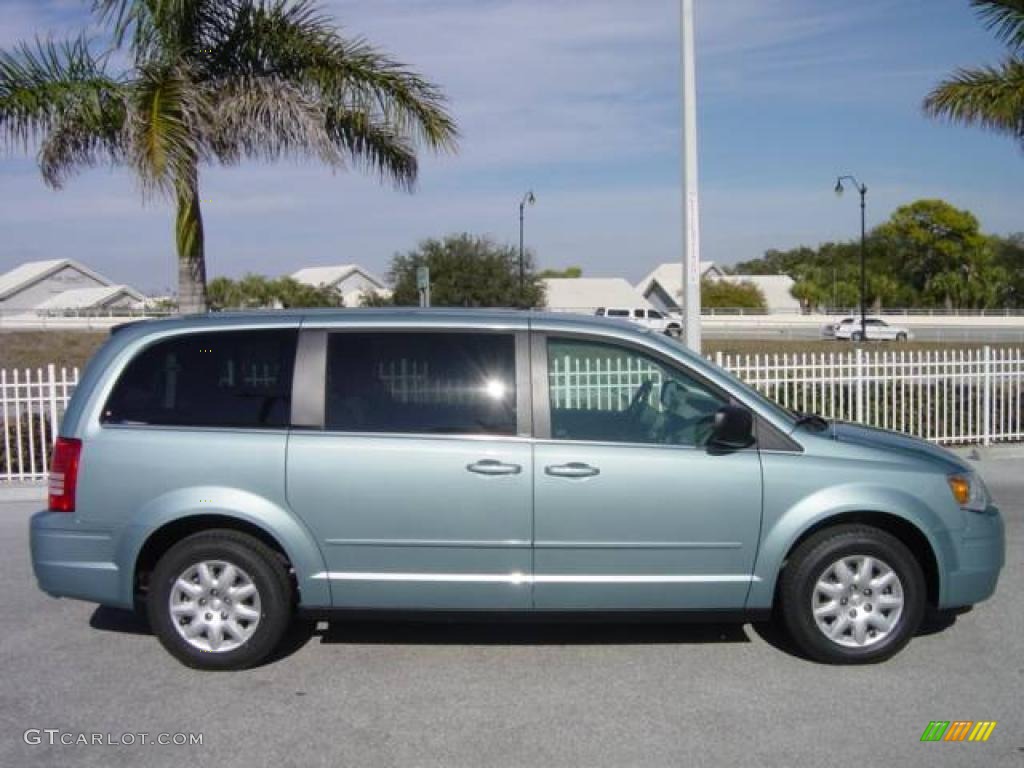 2009 Town & Country LX - Clearwater Blue Pearl / Medium Slate Gray/Light Shale photo #7