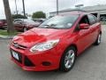 Race Red - Focus SE Hatchback Photo No. 1