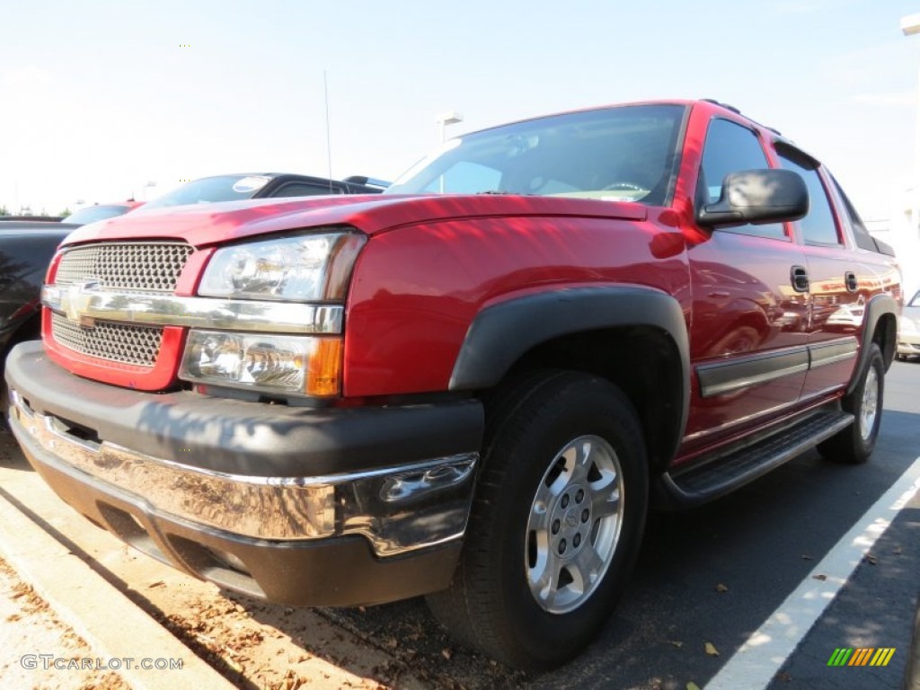 2004 Avalanche 1500 - Victory Red / Dark Charcoal photo #1