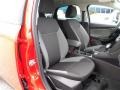 Race Red - Focus SE Hatchback Photo No. 9