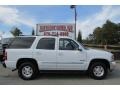 2004 Summit White GMC Yukon SLE 4x4  photo #10