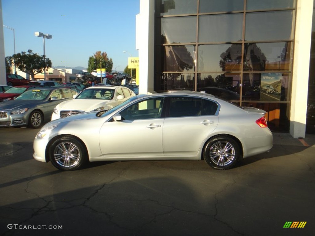 2011 G 37 Journey Sedan - Liquid Platinum / Graphite photo #3