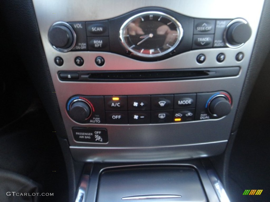 2011 G 37 Journey Sedan - Liquid Platinum / Graphite photo #13
