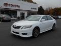 Super White - Camry SE Photo No. 1