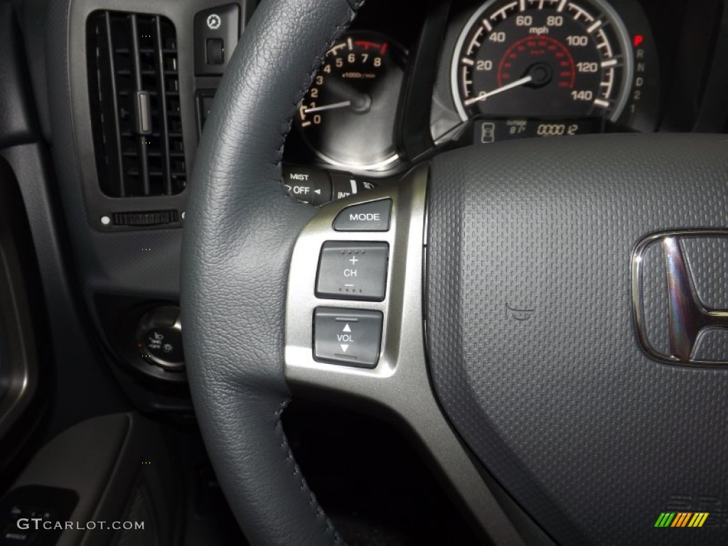 2014 Honda Ridgeline RTL Controls Photo #87390880