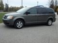 2010 Dark Titanium Metallic Dodge Grand Caravan SE Hero  photo #3