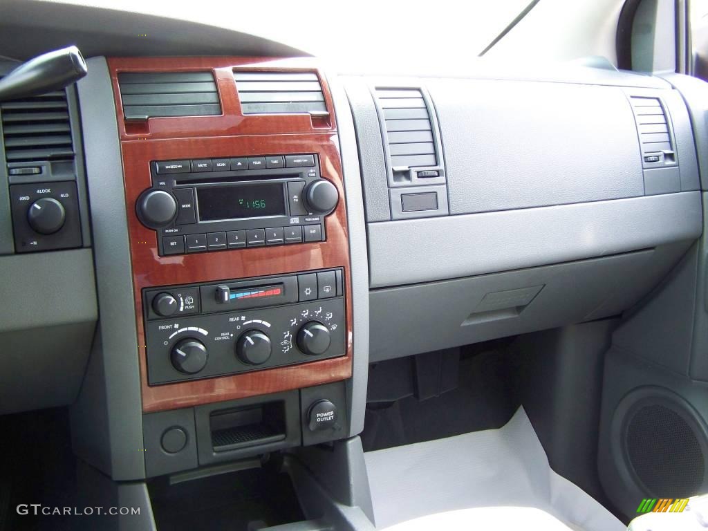 2005 Durango SLT 4x4 - Black / Medium Slate Gray photo #19