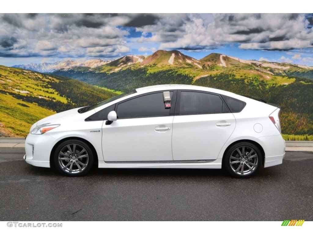 2013 Prius Two Hybrid - Blizzard White Pearl / Dark Gray photo #6