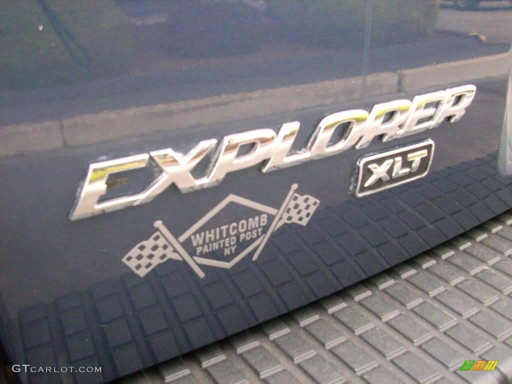 2004 Explorer XLT 4x4 - Medium Wedgewood Blue Metallic / Graphite photo #14