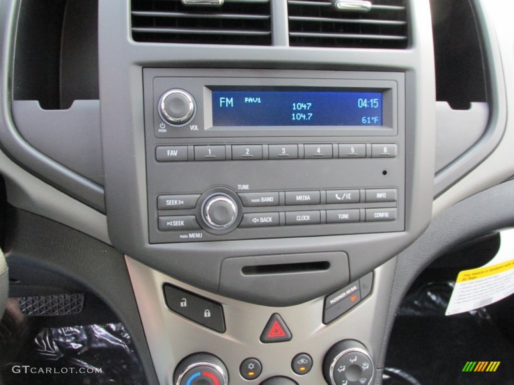 2014 Chevrolet Sonic LS Sedan Audio System Photo #87405868
