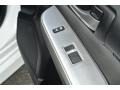 Super White - Camry SE Photo No. 24