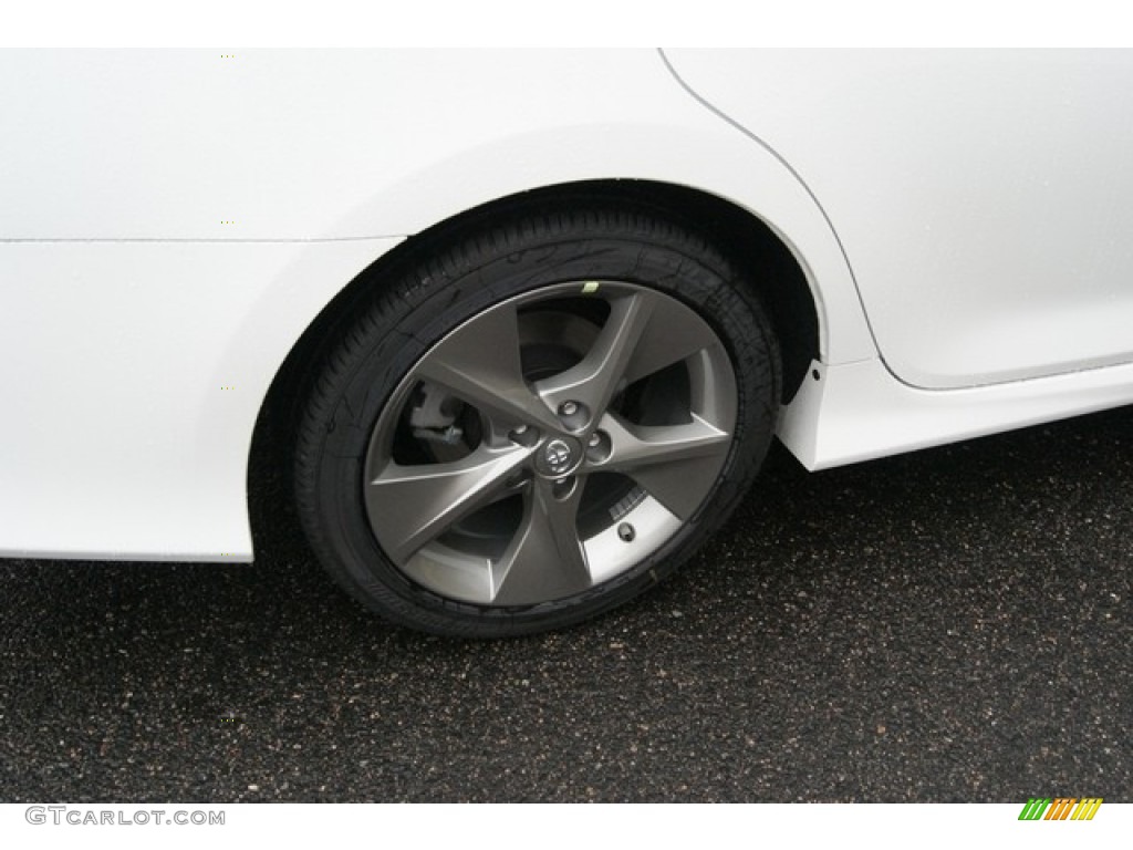 2014 Camry SE - Super White / Black photo #9