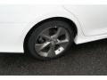 Super White - Camry SE Photo No. 9