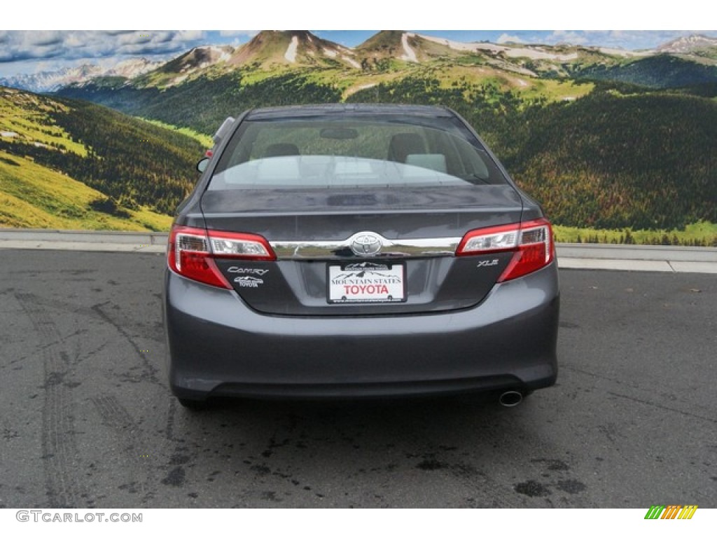 2014 Camry XLE - Magnetic Gray Metallic / Ash photo #4