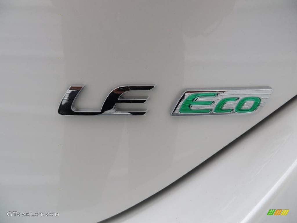 2014 Corolla LE Eco - Blizzard Pearl White / Ivory photo #15